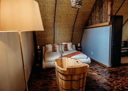 Barn Vibes Hot Tub, Tube Slide, Fishing Pond Petting Zoo - Image 2