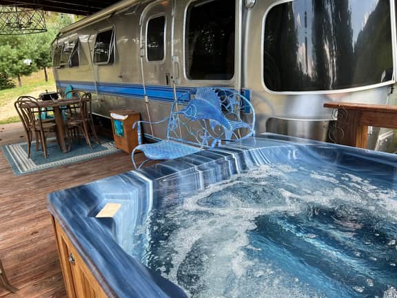 Airstream Glamping at a Petting Zoo and Hot Tub - Image 2